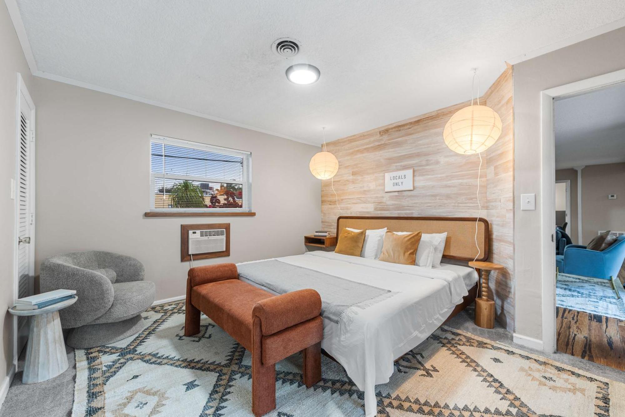 Canal Front Oasis With Pool, Bbq, 15 Mins To Fort Lauderdale